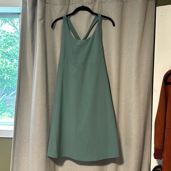 Athletic Dress - Picture 1 of 4